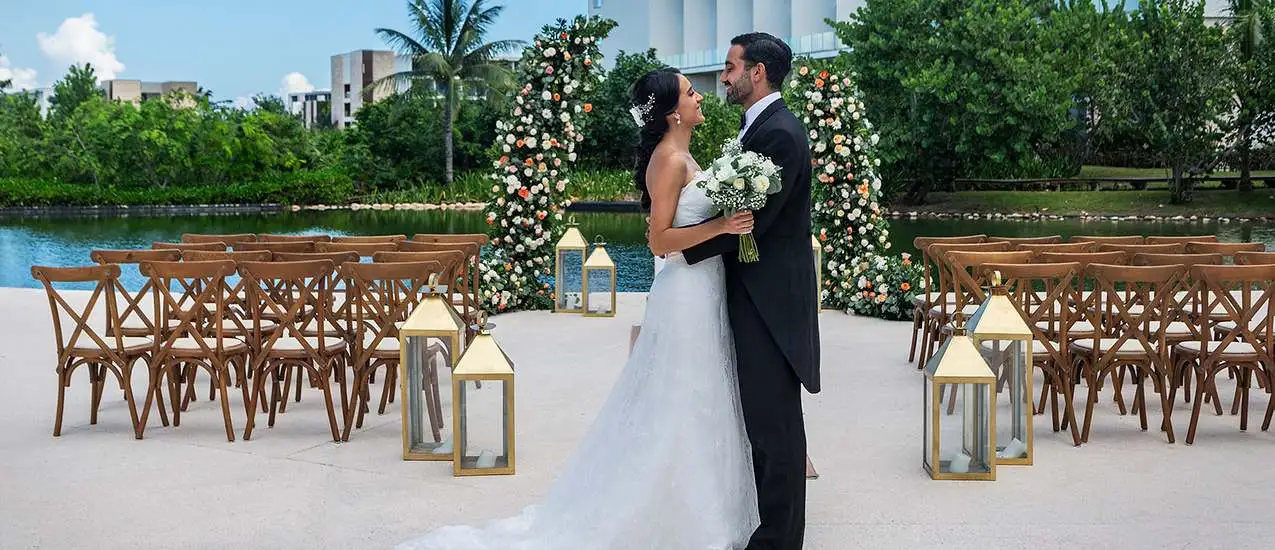 Weddings_by_Palladium_CMU_garden_blooms_header