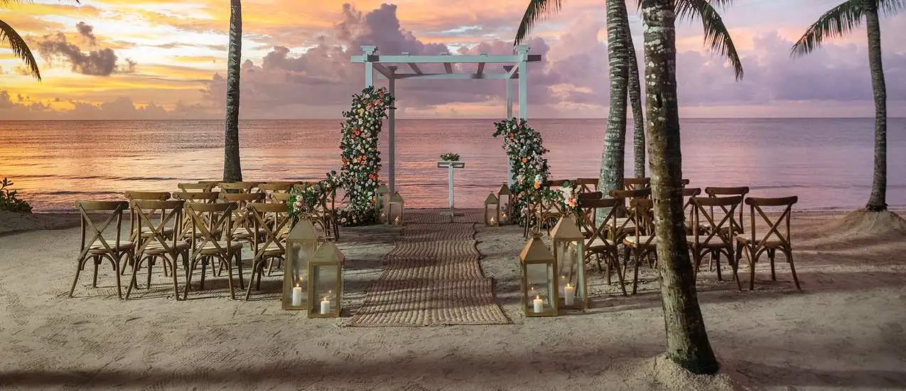 Wedding_by_Palladium_CC_garden_blooms_header