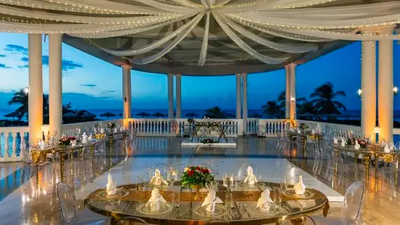 Restaurante Blue Lagoon