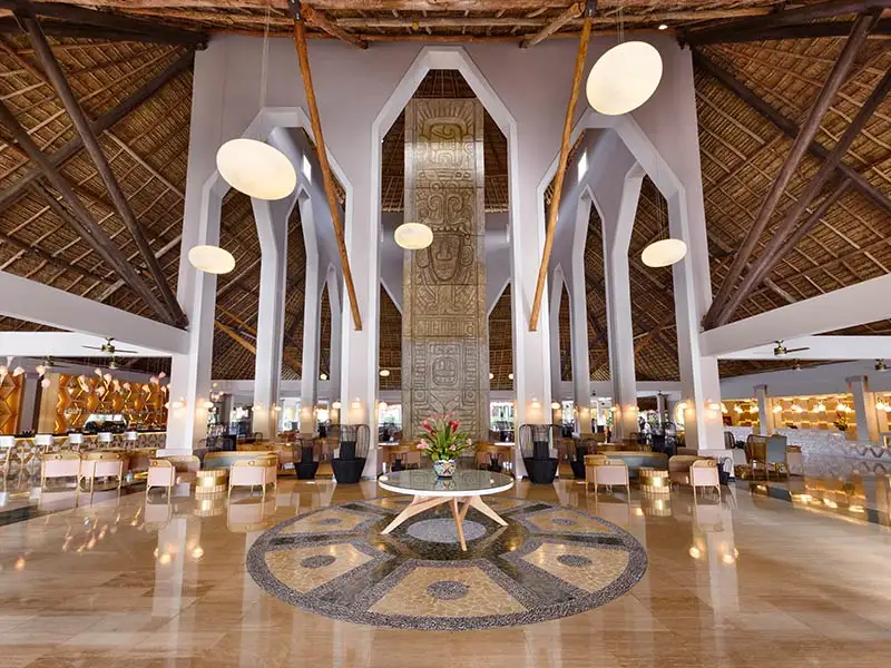 Grand Palladium White Sand