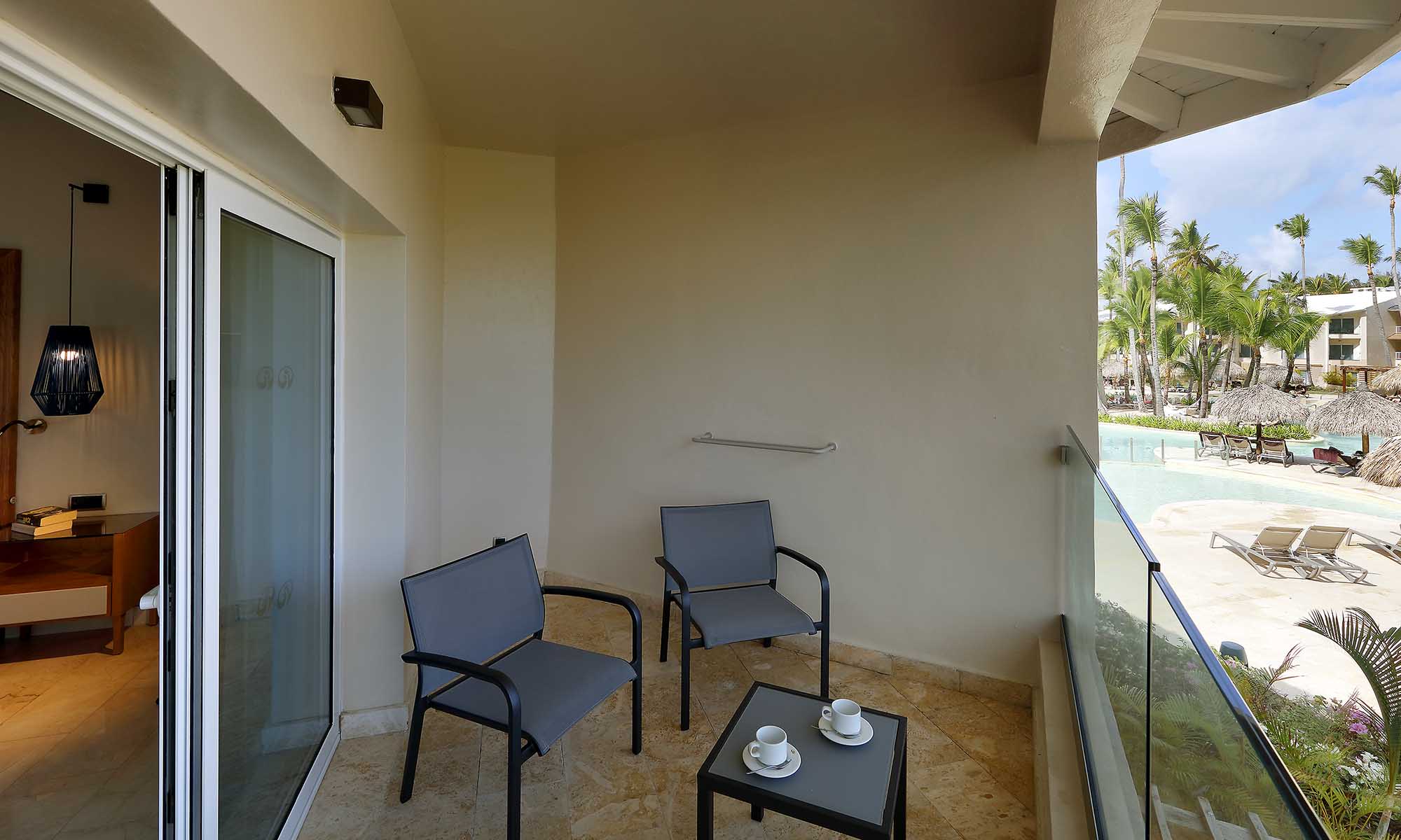 GP-PUNTA-CANA-PREMIUM-JUNIOR-SUITE-POOLSIDE-3130_MG_2320