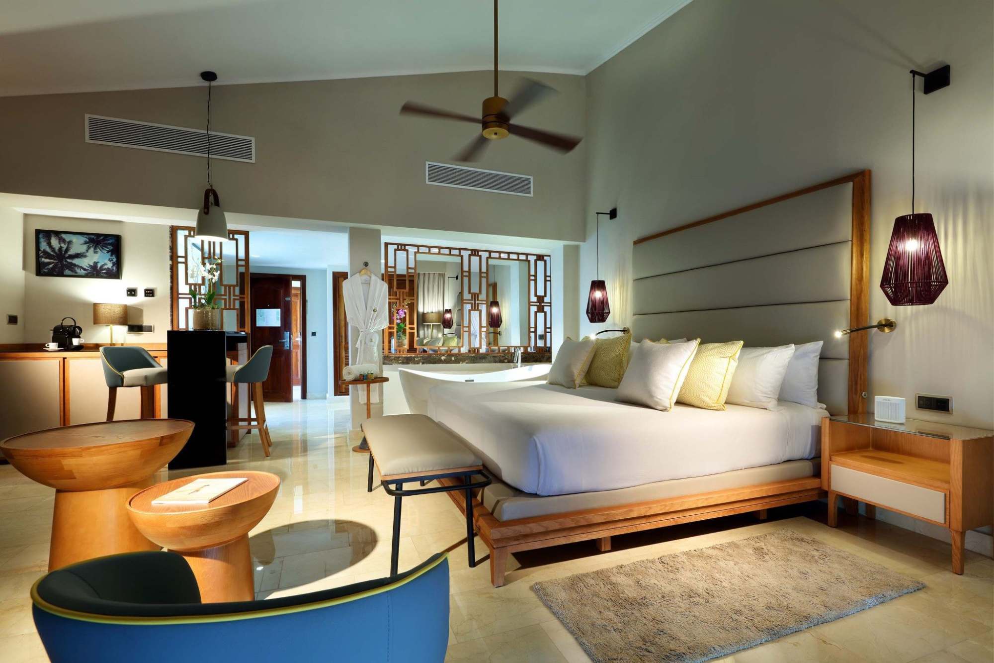 Grand-Palladium-Punta-Cana-Resort-Spa-Premium-Junior-Suite-vista-habitacion