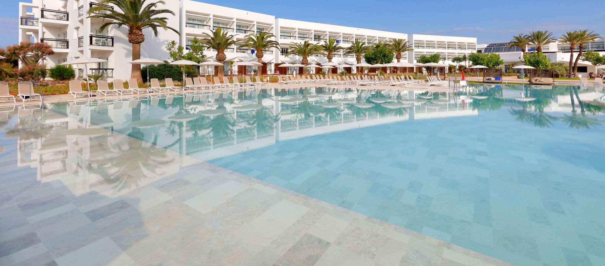 gp-ibiza-piscina-slider.jpg